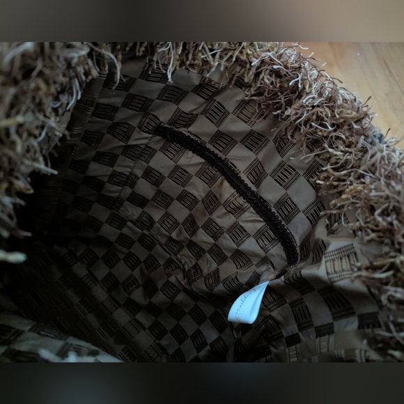 Large Needlepoint Cavalier King Charles Spaniel Tote - Picture 6 of 7